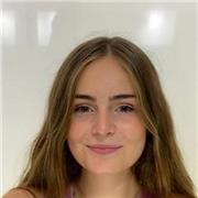 Profesora y estudiante del grado de Educación Primaria con gran experiencia en preparación de exámenes de idiomas.